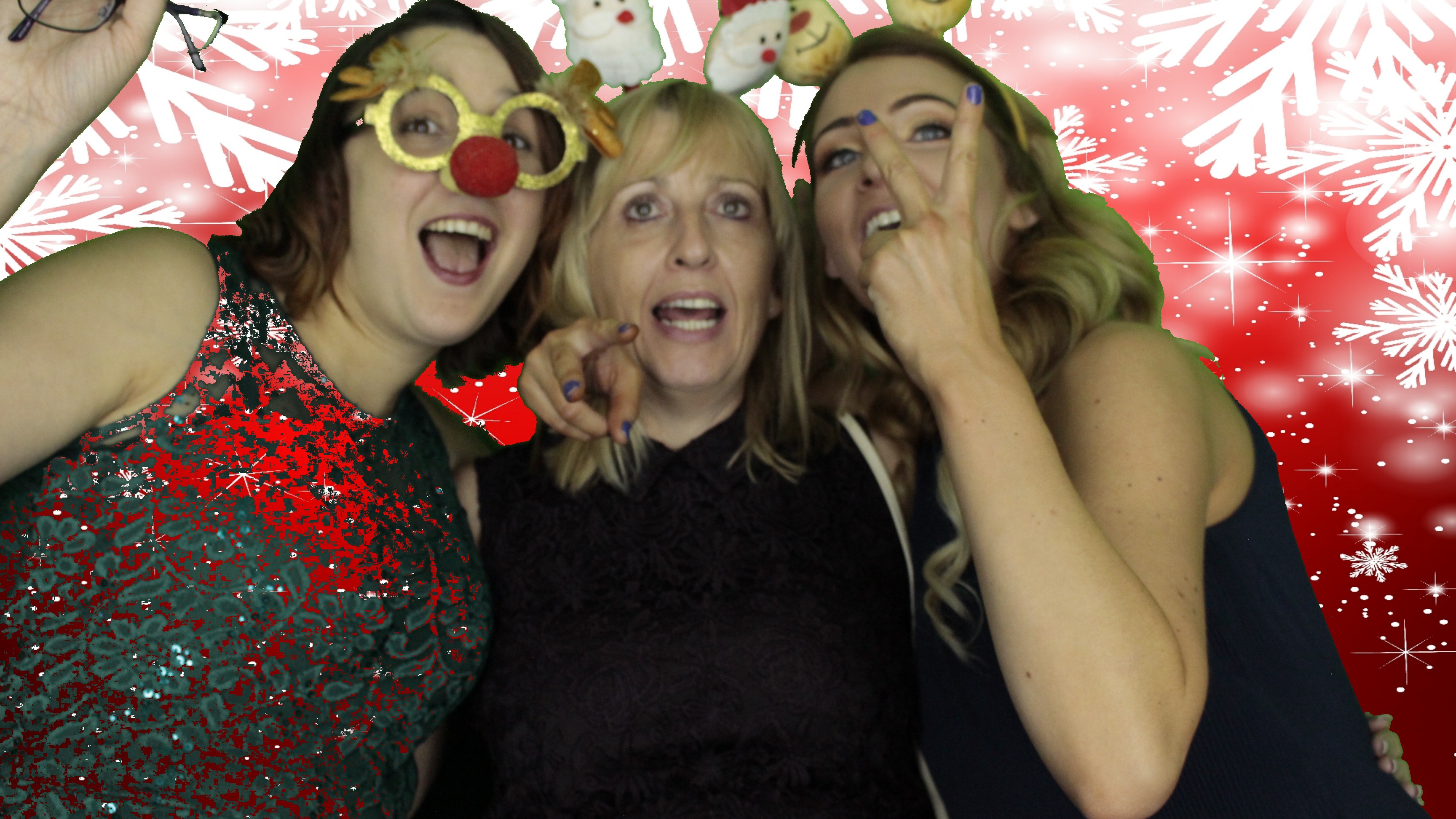 Portsmouth Water Christmas Party | View more photos from the event at gallery.myphotoboothexperience.co.uk/u/MyPhotoBoothExperienceLtd/Portsmouth-Water-Christmas-Party